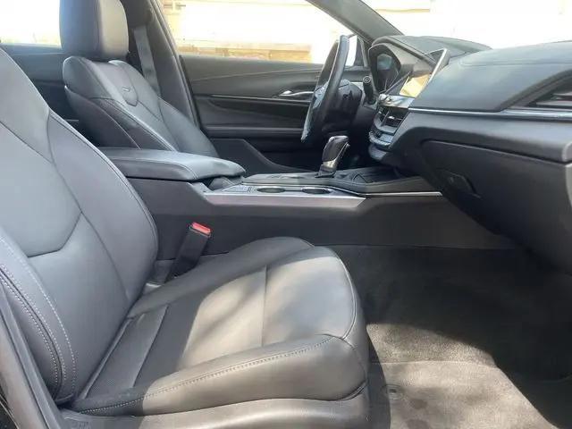 2023 Cadillac CT4 Premium Luxury