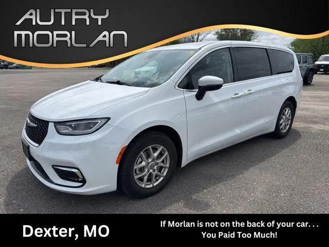 2023 Chrysler Pacifica Touring L for sale in Dexter, MO