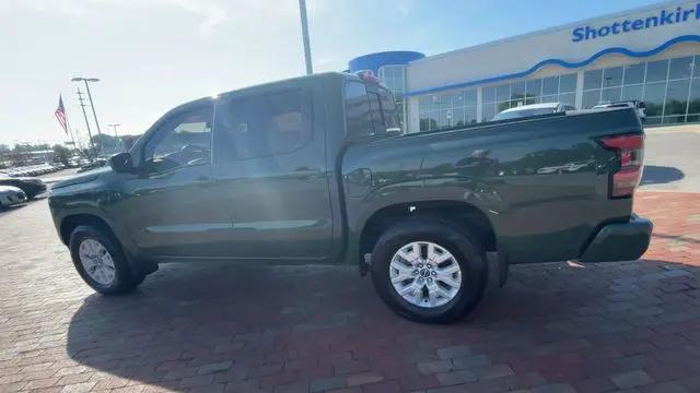 2022 Nissan Frontier Crew Cab SV 4x2