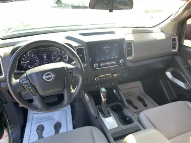 2022 Nissan Frontier Crew Cab SV 4x2