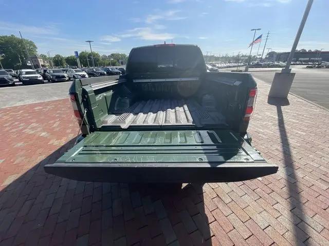 2022 Nissan Frontier Crew Cab SV 4x2