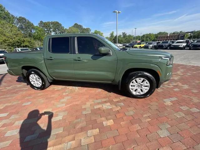 2022 Nissan Frontier Crew Cab SV 4x2