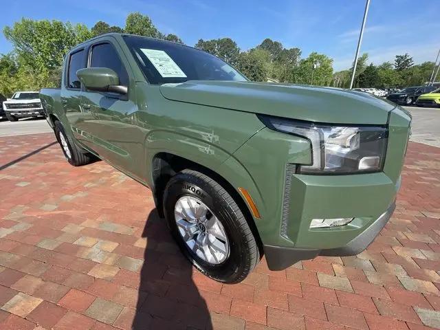 2022 Nissan Frontier Crew Cab SV 4x2