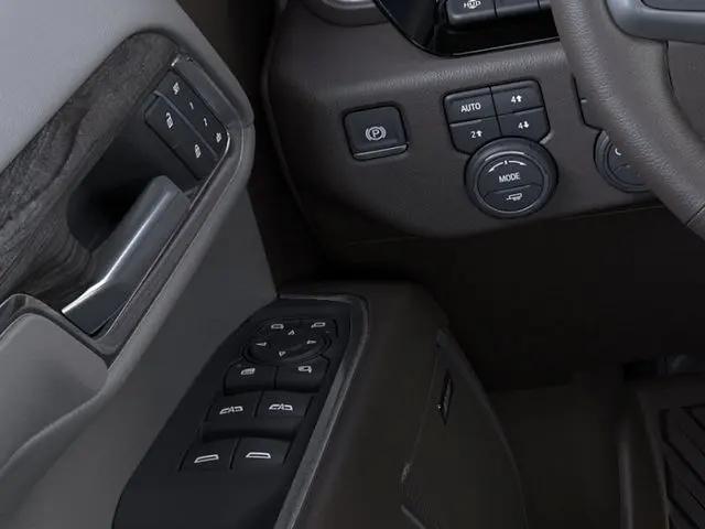 2026 Chevrolet Silverado 1500 4WD Crew Cab Short Bed LTZ