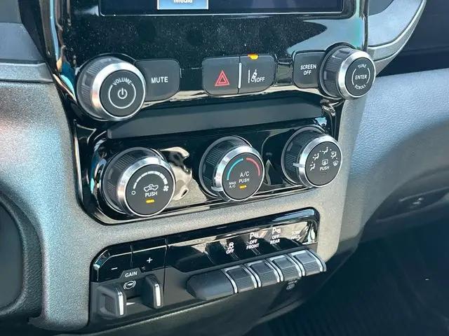 2026 Ram 1500 Warlock Crew Cab 4x4 57 Box