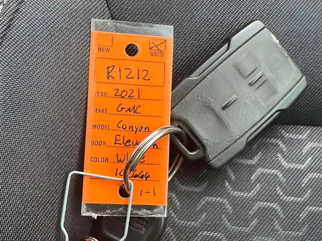 2021 GMC Canyon 4WD Crew Cab Short Box Elevation