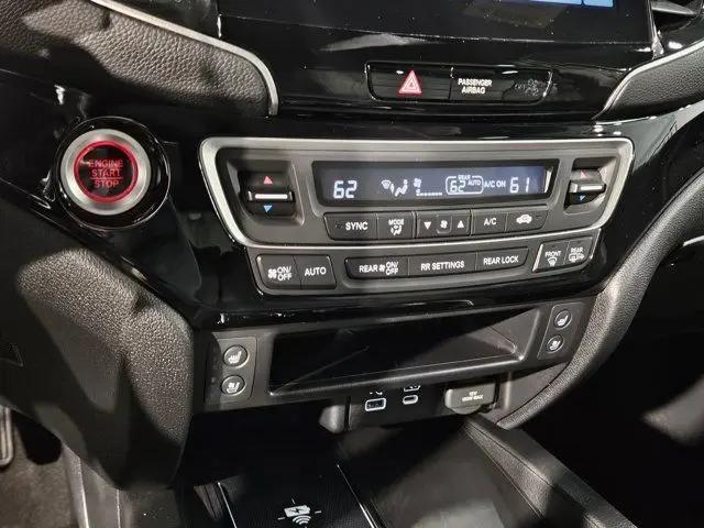 2025 Honda Passport AWD Black