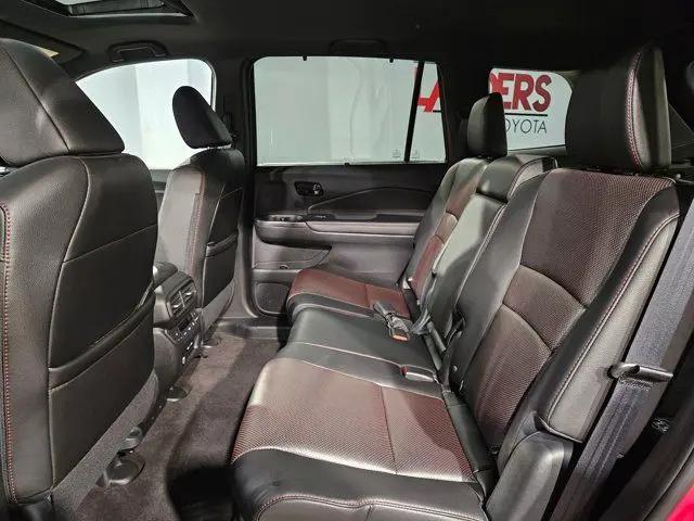 2025 Honda Passport AWD Black