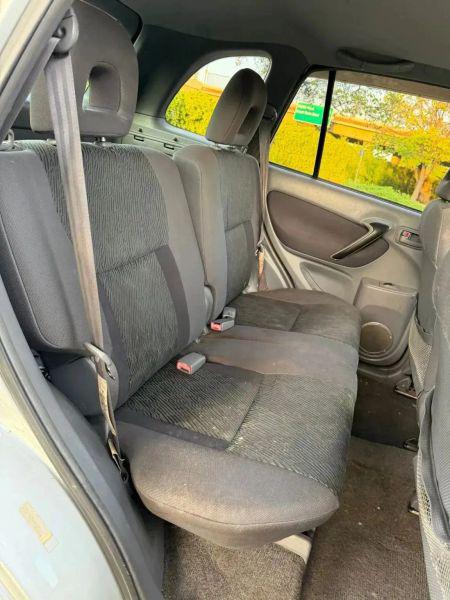 2002 Toyota RAV4 Base
