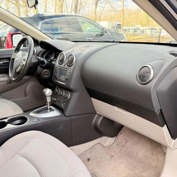2013 Nissan Rogue SV