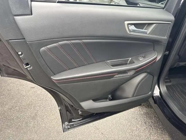 2022 Ford Edge ST-Line