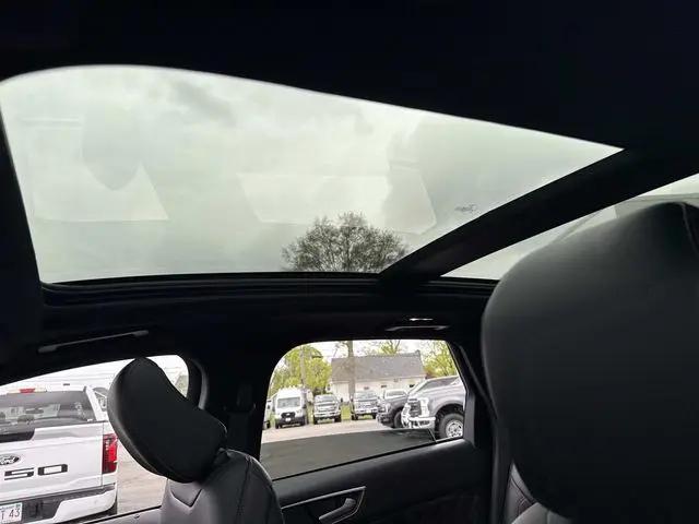 2022 Ford Edge ST-Line