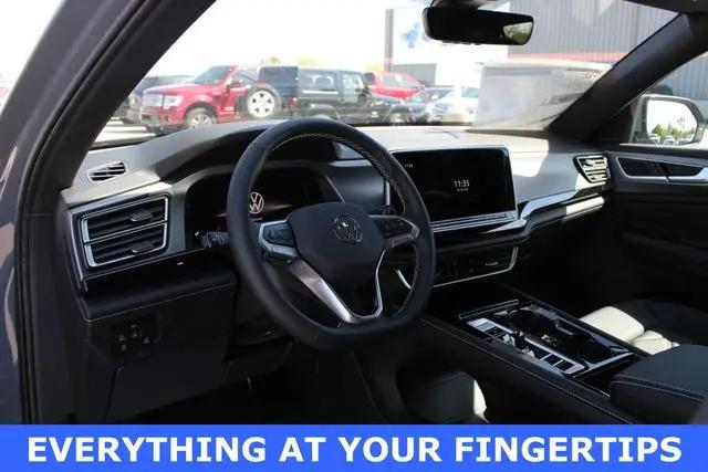 2026 Volkswagen Atlas Cross Sport SE with Technology