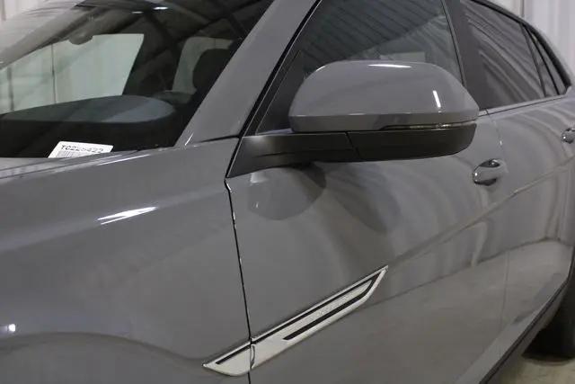 2026 Volkswagen Atlas Cross Sport SE with Technology