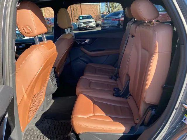 2021 Audi Q7 Premium 45 TFSI quattro Tiptronic