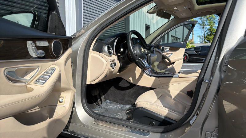2019 Mercedes-Benz C-CLASS C 300 C 300