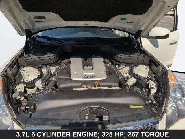 2017 INFINITI QX50 Standard