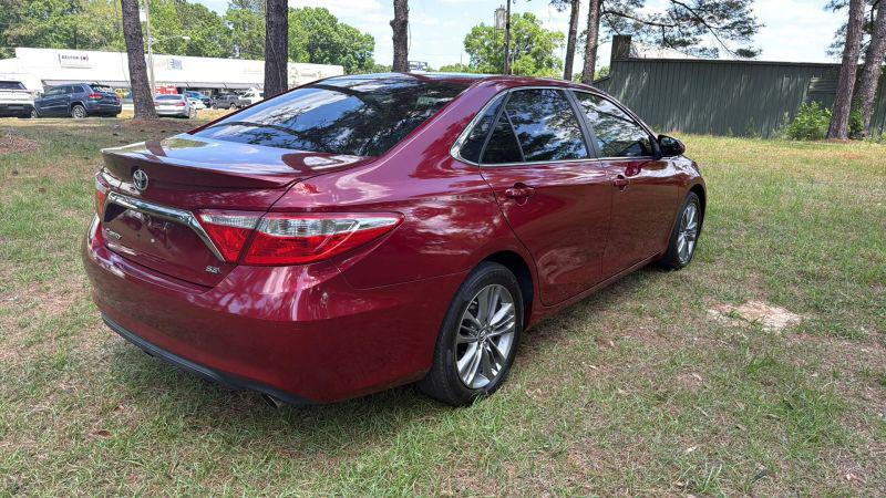 2015 Toyota Camry SE