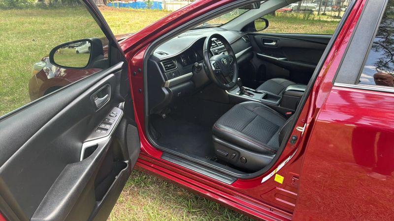 2015 Toyota Camry SE