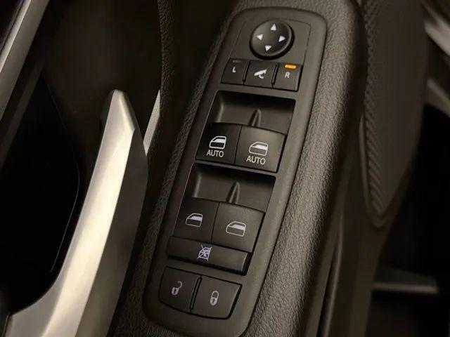 2023 Ram 1500 Big Horn Crew Cab 4x4 5'7" Box