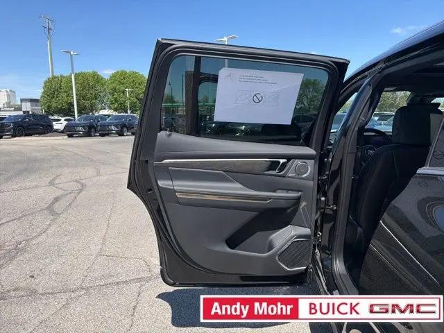 2026 Buick Enclave Avenir FWD