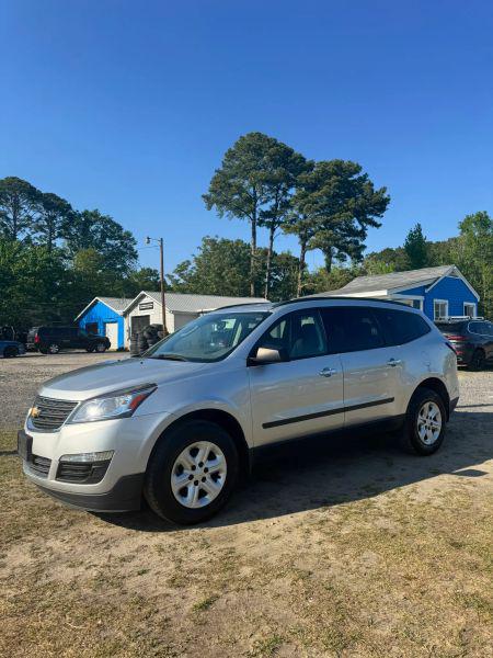 2017 Chevrolet Traverse LS