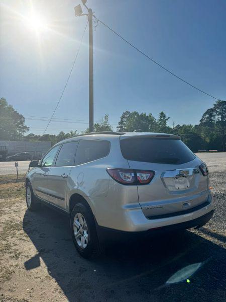 2017 Chevrolet Traverse LS