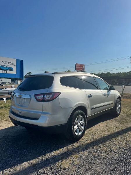 2017 Chevrolet Traverse LS