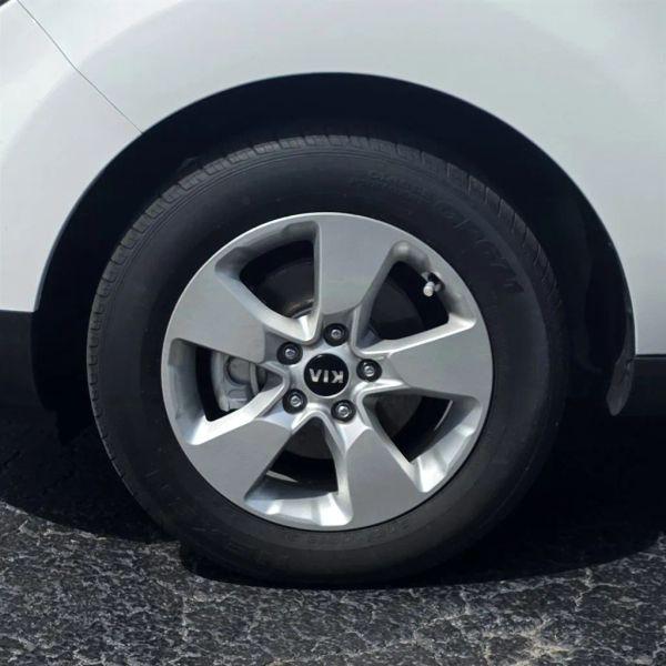2017 Kia Soul Base