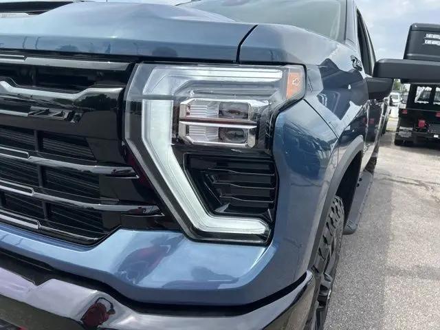 2026 Chevrolet Silverado 2500HD Crew Cab, Standard Bed, LT, 4WD