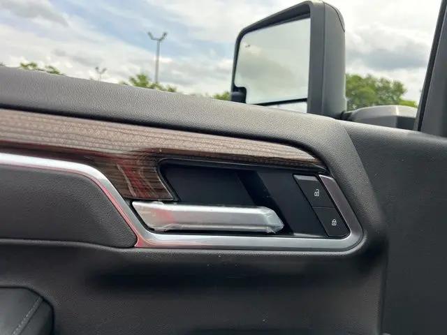 2026 Chevrolet Silverado 2500HD Crew Cab, Standard Bed, LT, 4WD