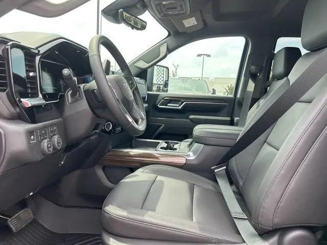 2026 Chevrolet Silverado 2500HD Crew Cab, Standard Bed, LT, 4WD