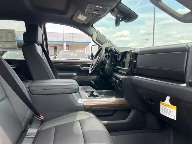 2026 Chevrolet Silverado 2500HD Crew Cab, Standard Bed, LT, 4WD
