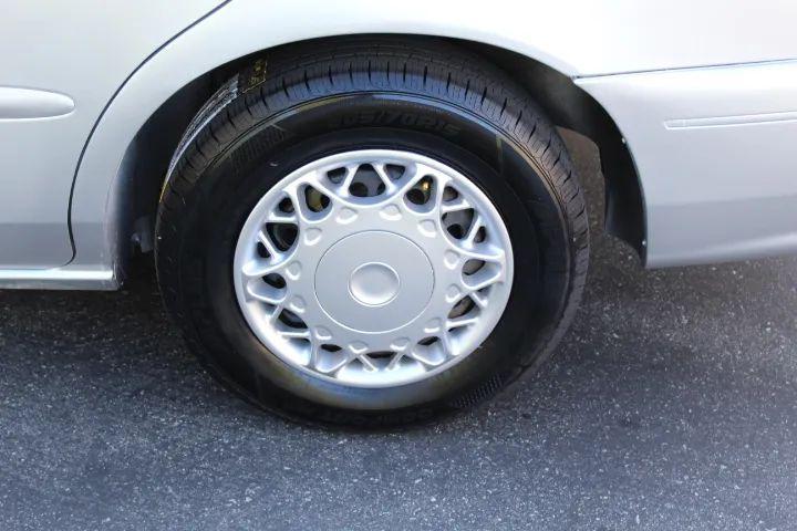 2004 Buick Century Base