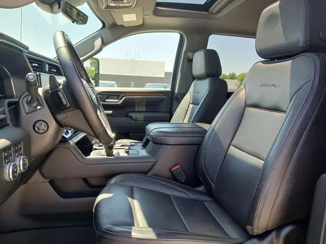 2024 GMC Sierra 1500 4WD Crew Cab Short Box Denali