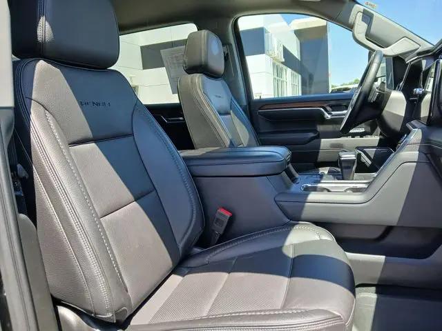 2024 GMC Sierra 1500 4WD Crew Cab Short Box Denali