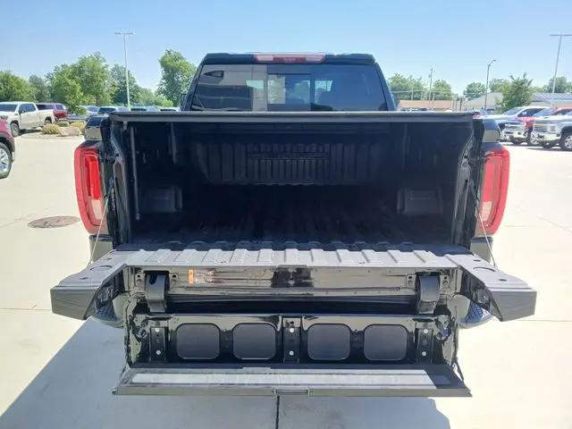 2024 GMC Sierra 1500 4WD Crew Cab Short Box Denali