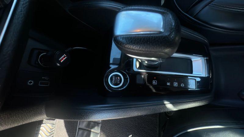 2021 Nissan Versa SV Xtronic CVT