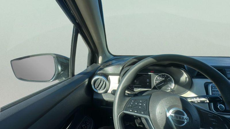 2021 Nissan Versa SV Xtronic CVT