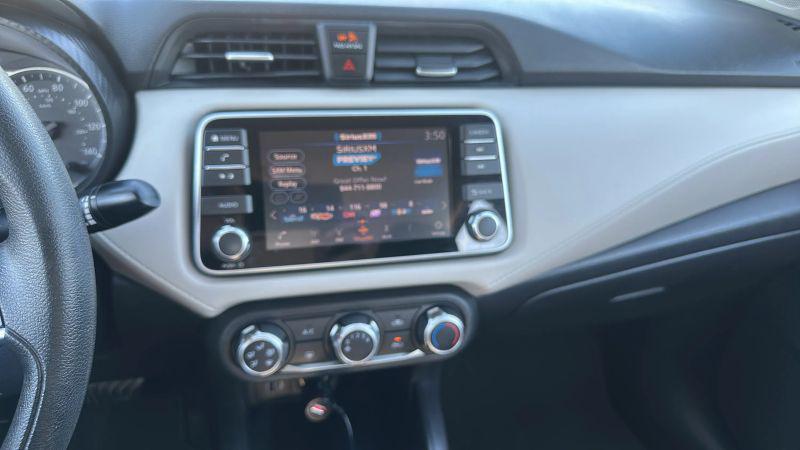 2021 Nissan Versa SV Xtronic CVT