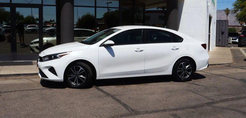 2023 Kia Forte LXS