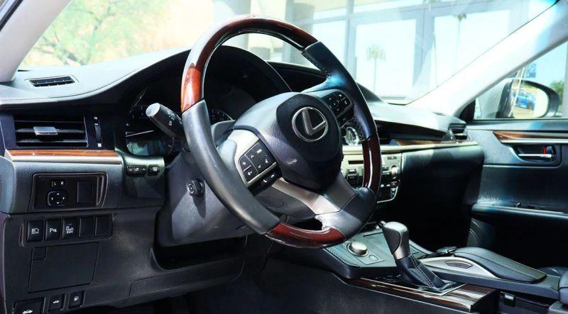 2016 Lexus ES 350 350