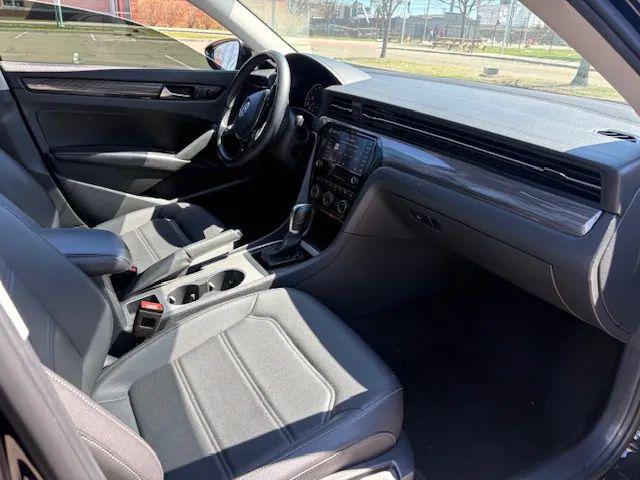 2020 Volkswagen Passat 2.0T R-Line