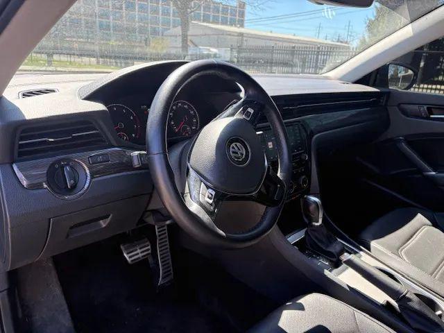 2020 Volkswagen Passat 2.0T R-Line