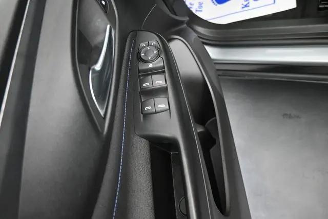 2025 Buick NV Sport Touring FWD