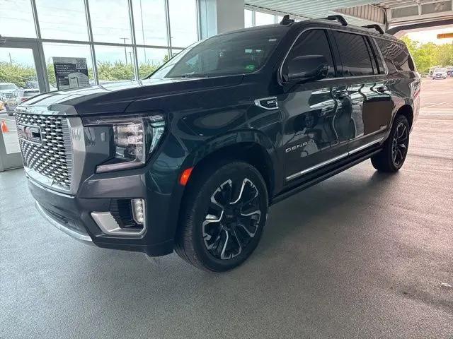 2022 GMC Yukon XL 4WD Denali