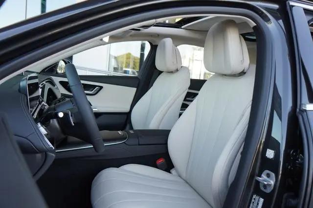 2026 Mercedes-Benz E 350 E 350