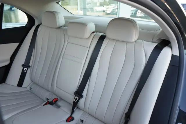 2026 Mercedes-Benz E 350 E 350