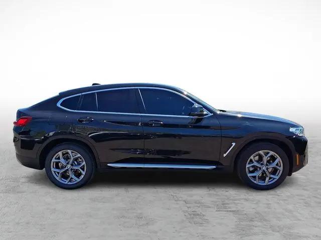 2024 BMW X4 xDrive30i