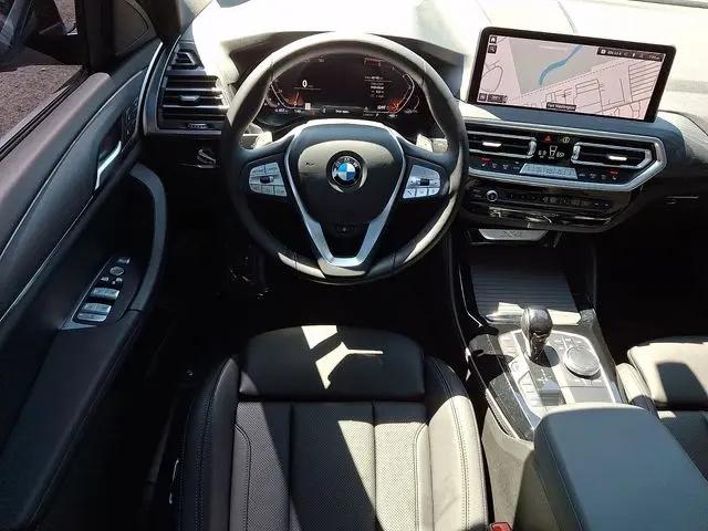 2024 BMW X4 xDrive30i